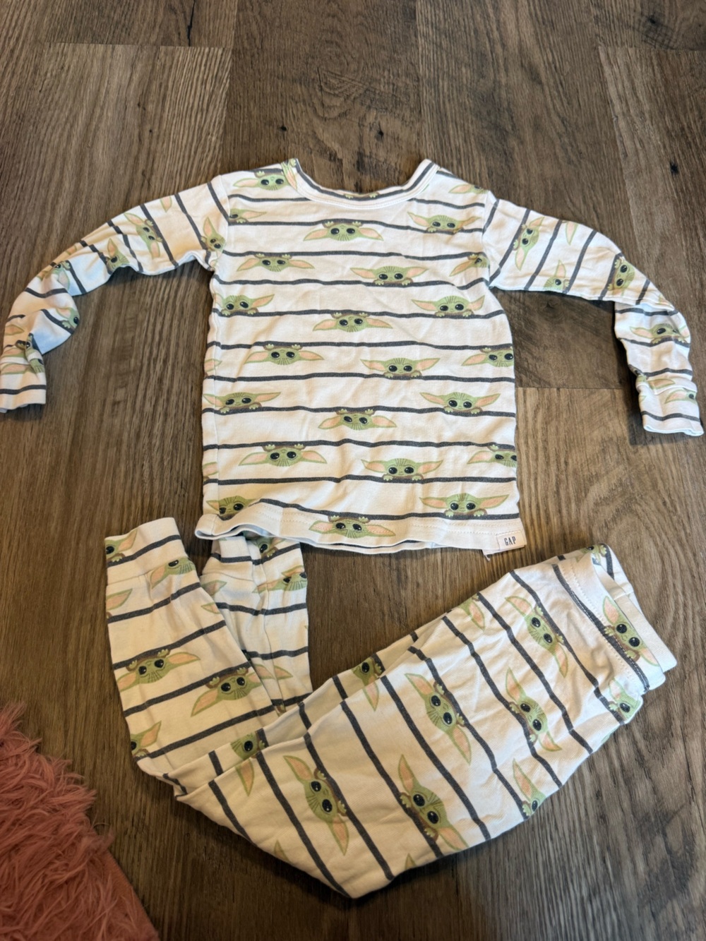 Gap Star Wars Grogu Baby Yoda Pajama Set 3T Organic Cotton